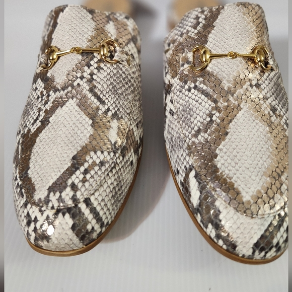 "Coach And Four" Brand Neline Mule 11M White/Gray,Grey/Gold Snakeskin Pattern - Picture 10 of 10